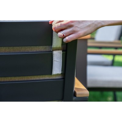 Обеденное кресло OSCAR с подлокотниками из тика