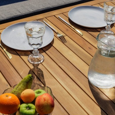 Обеденный комплект BROOKLYN с угловым диваном из акации Обеденный комплект BROOKLYN с угловым диваном из акации